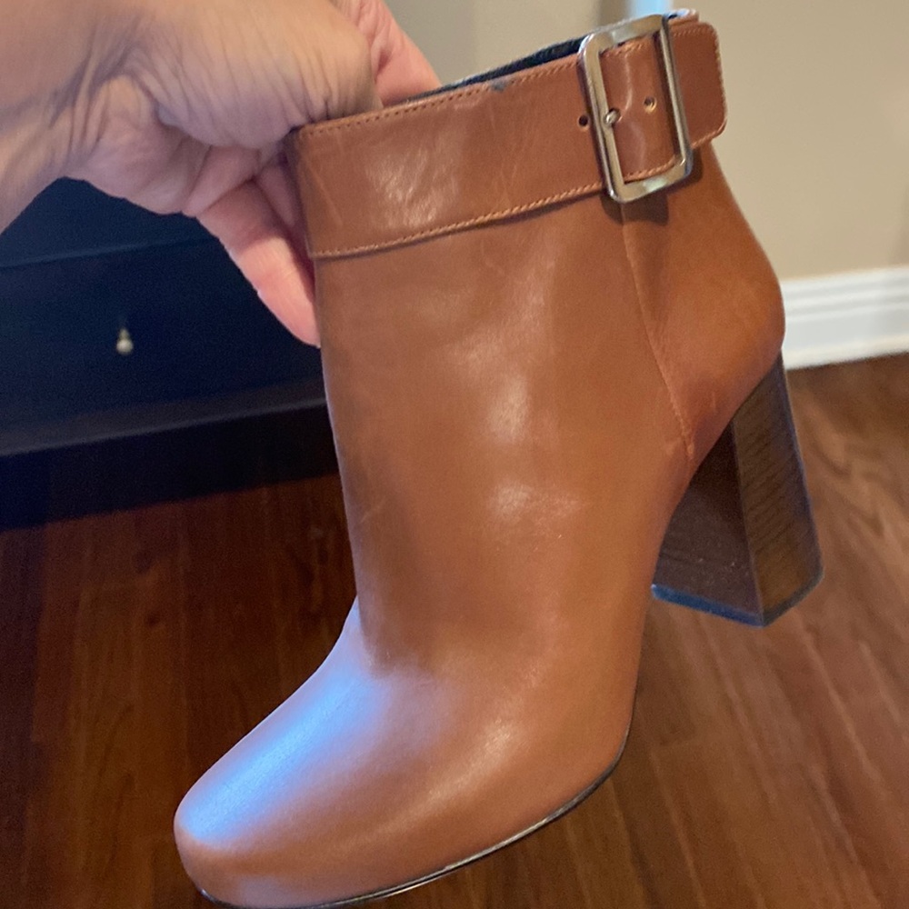 Prada shoes like new .. worn twice color is light brown